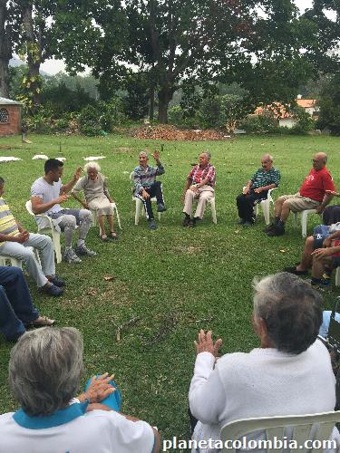 Hogar Geriátrico Acba La Casa De Mis Abuelos Teléfono Km 4 Vía Piedecuesta Finca El Paraíso